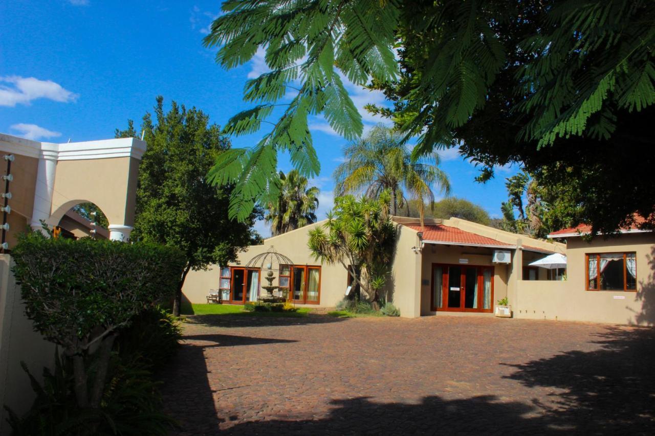 Echo Garden Guesthouse Rustenburg Exterior foto