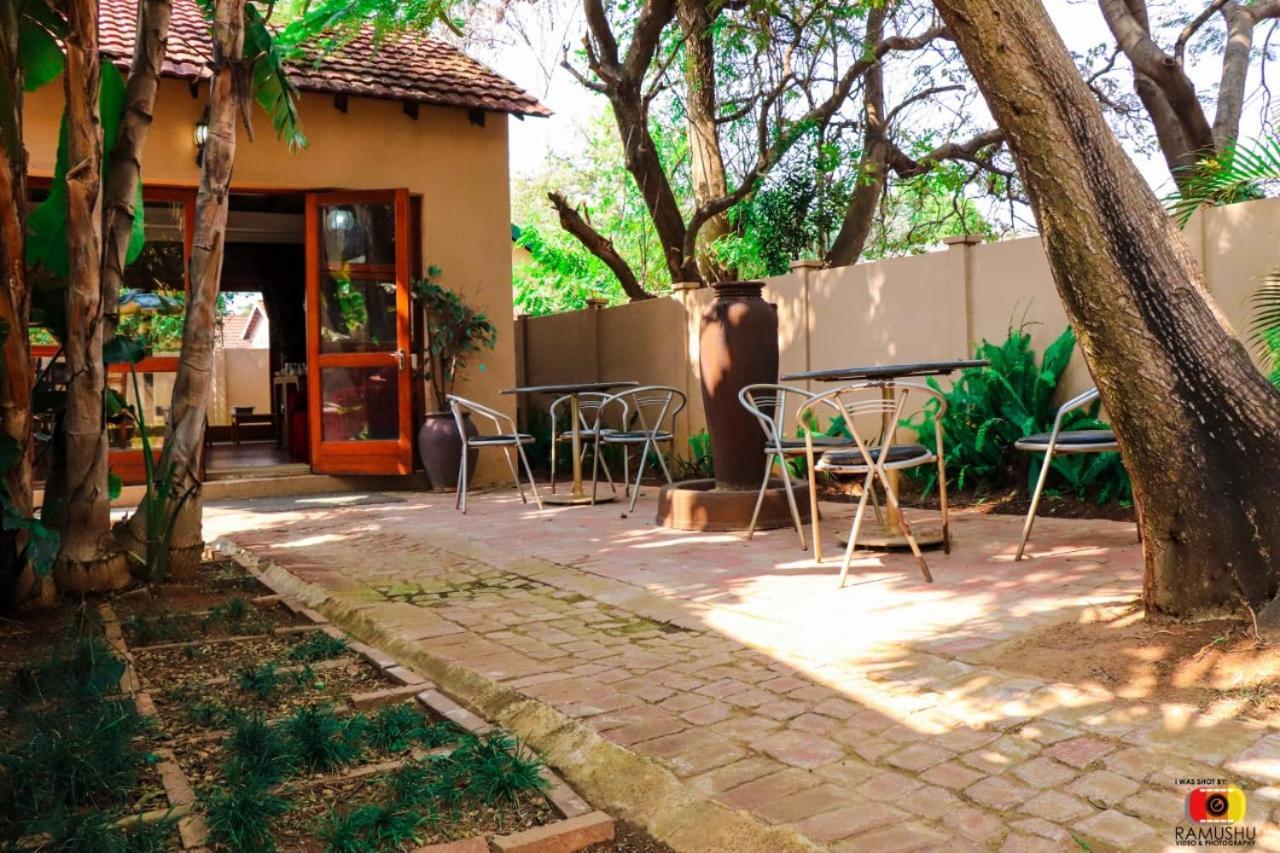 Echo Garden Guesthouse Rustenburg Exterior foto